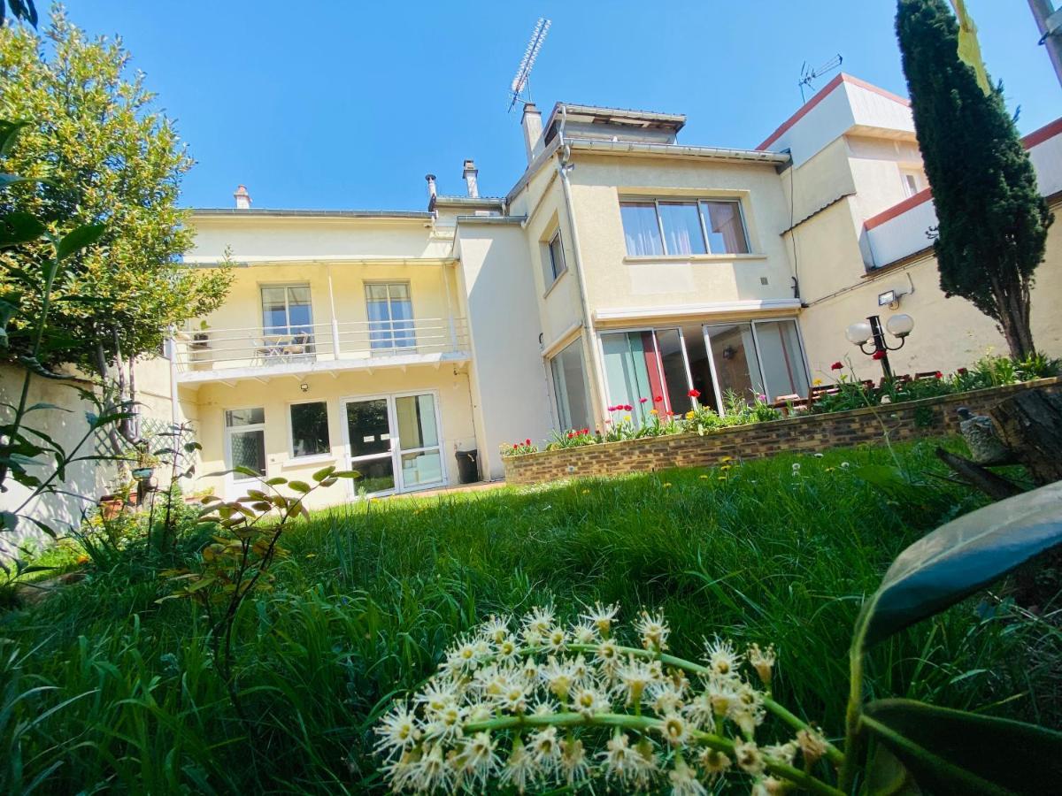 Reims Sherpa Guest House Esterno foto