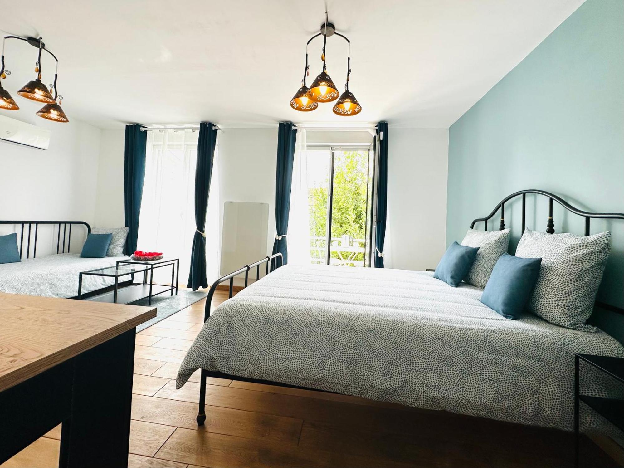 Reims Sherpa Guest House Esterno foto