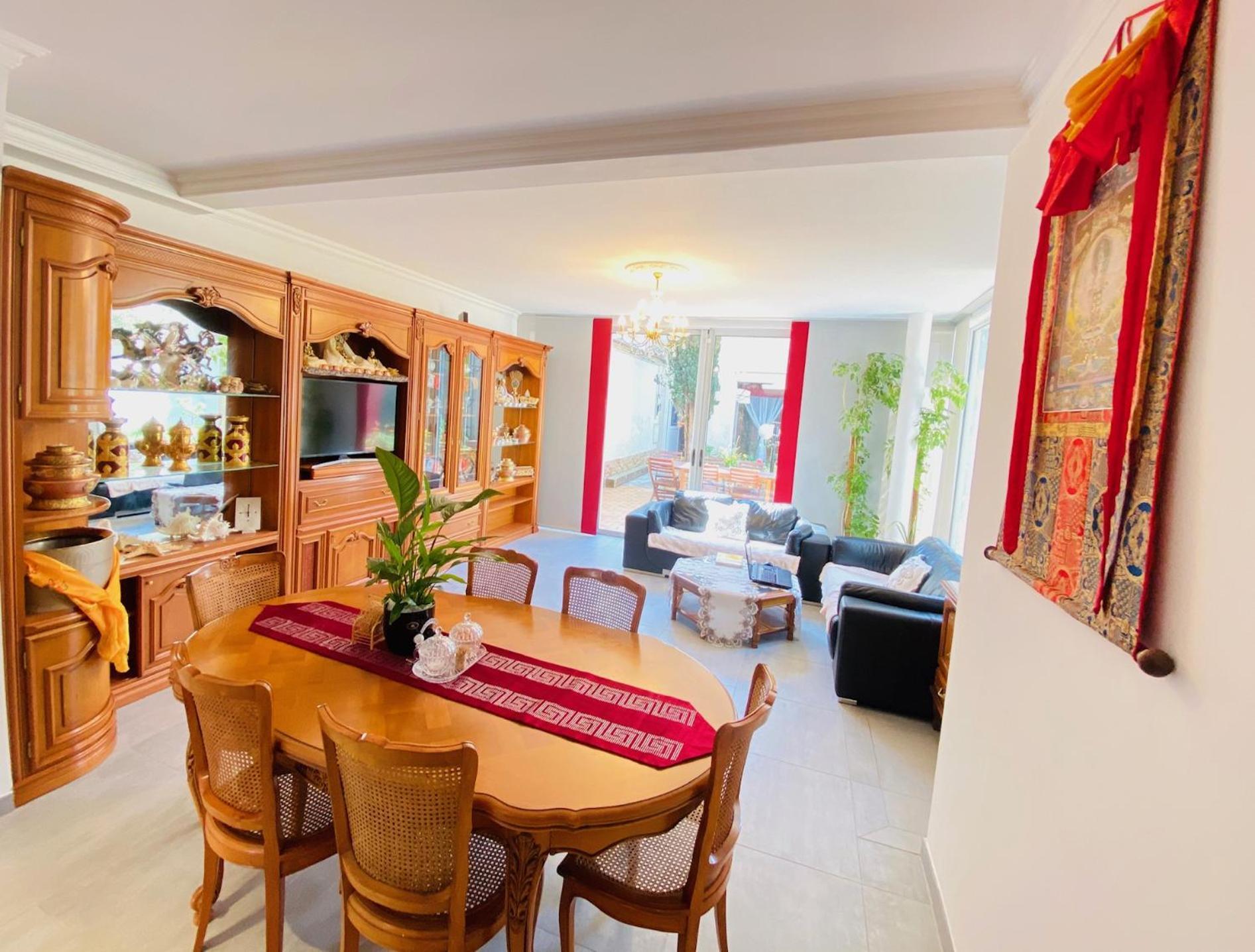 Reims Sherpa Guest House Esterno foto