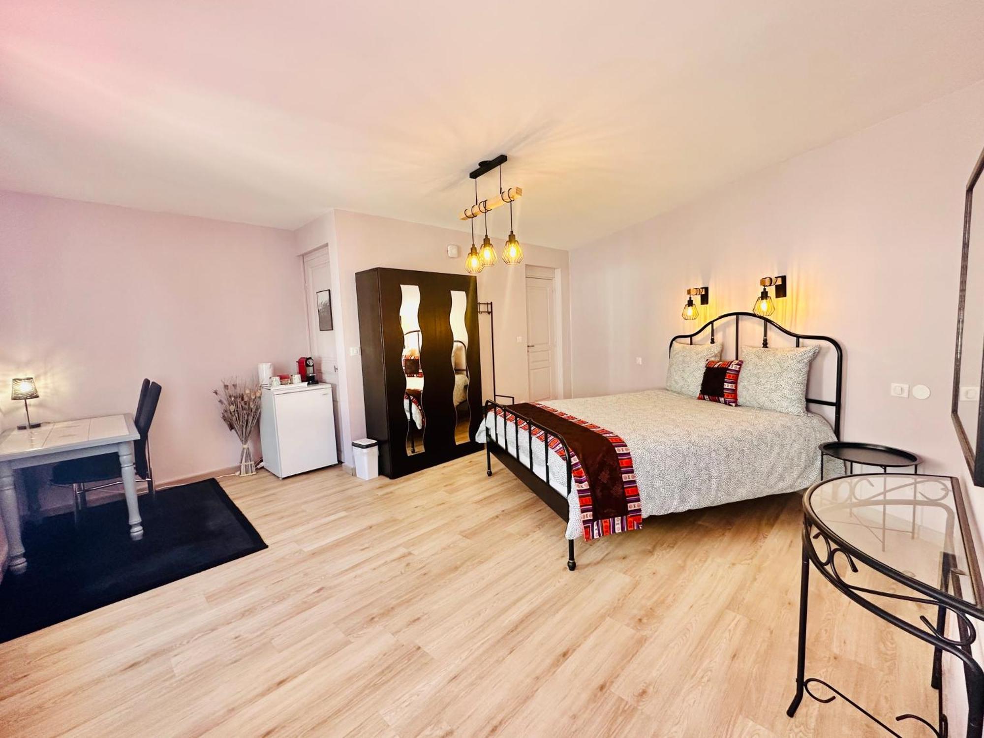 Reims Sherpa Guest House Esterno foto